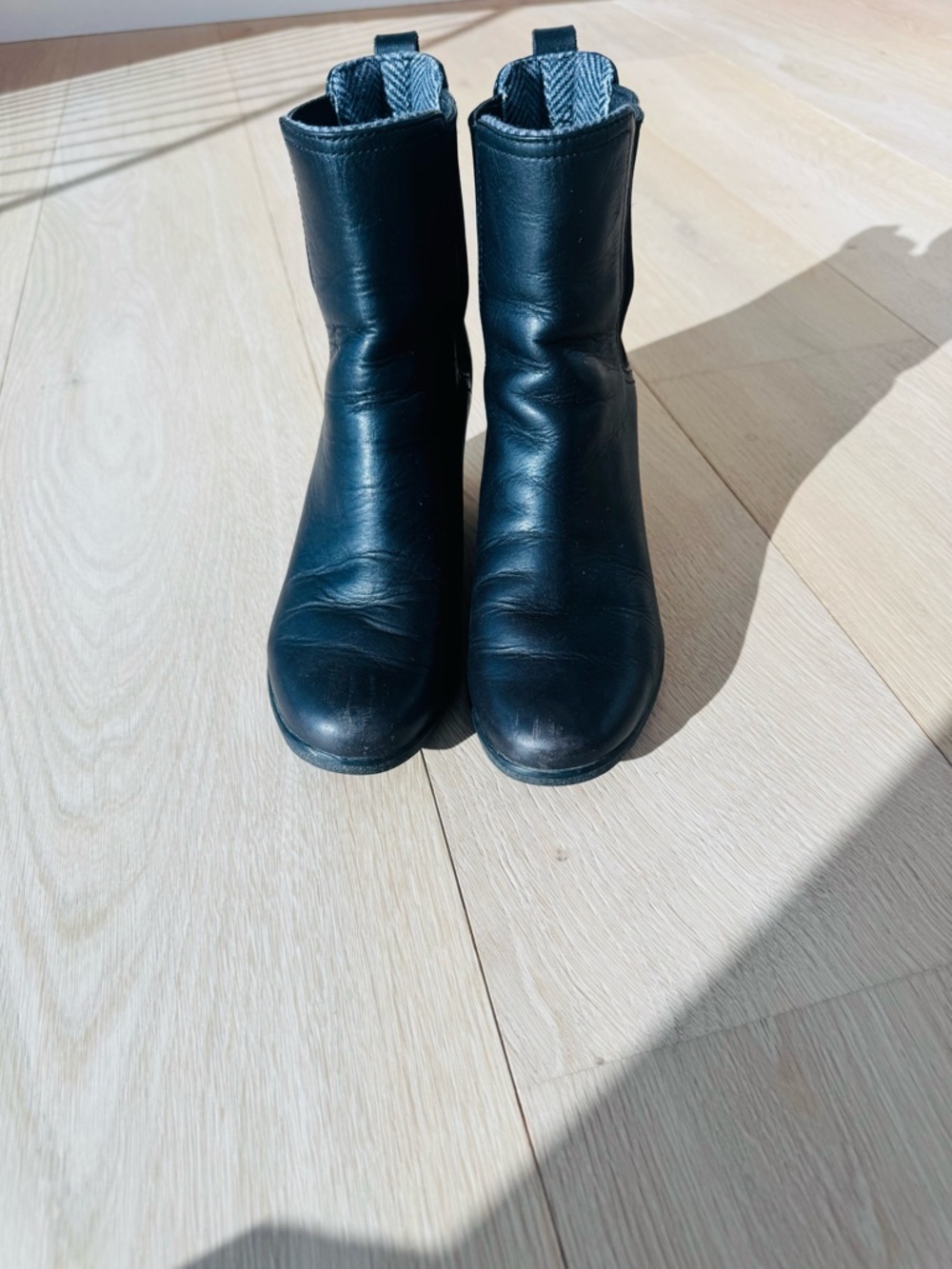 UGG Black Leather Wedge Ankle Boots - Picture 2 of 6
